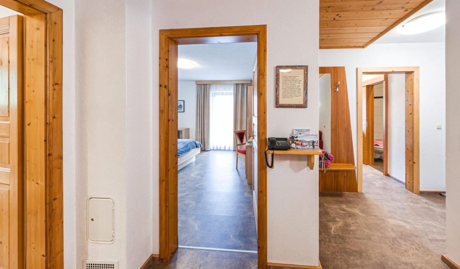 Appartements Am Burgsee Ladis Exterior foto